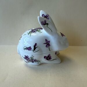 Hammersley Victorian Violets Bone China Rabbit Bunny Large Trinket Box